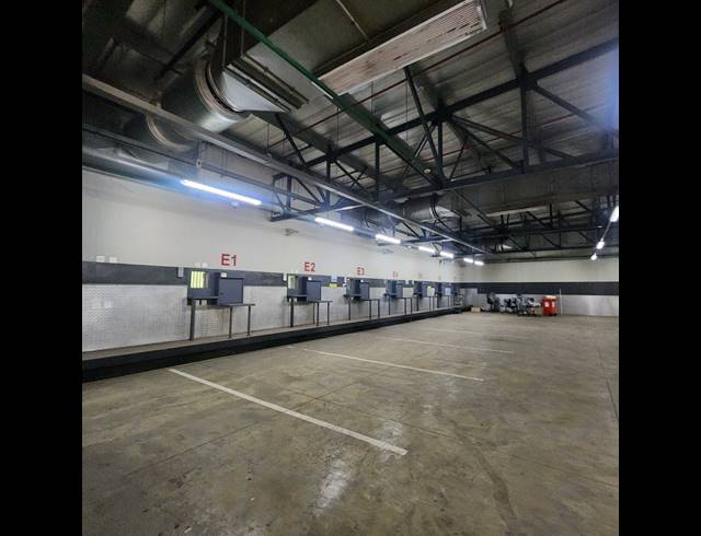 5,225M² WAREHOUSE FOR SALE IN RIVERHORSE VALLEY